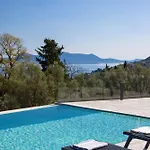 Bitter Almond Trees Holiday home