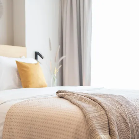 Feriehus Bitter Almond Trees Nikiana